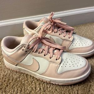 Nike Dunk Low- Pink